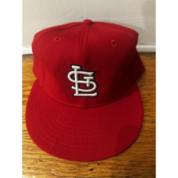 Vintage St. Louis Cardinals New Era Fitted‎ Red Hat 7 3/8 USA Made